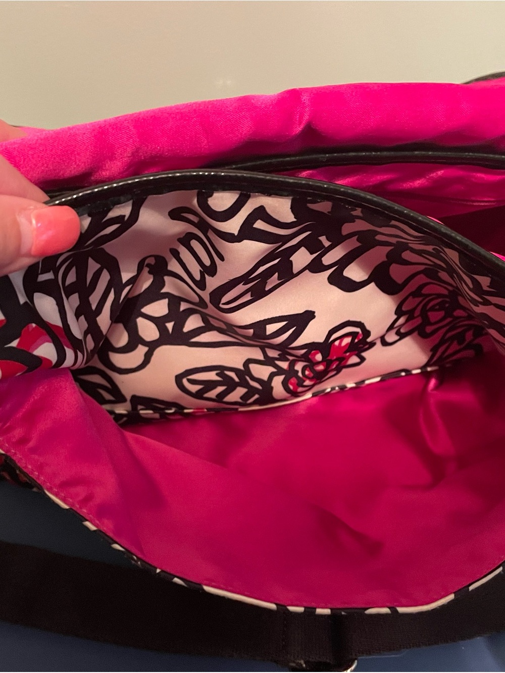 Coach Floral Foldover / Cross-body in White, Black, Red & Hot Pink - Picture 8 of 16